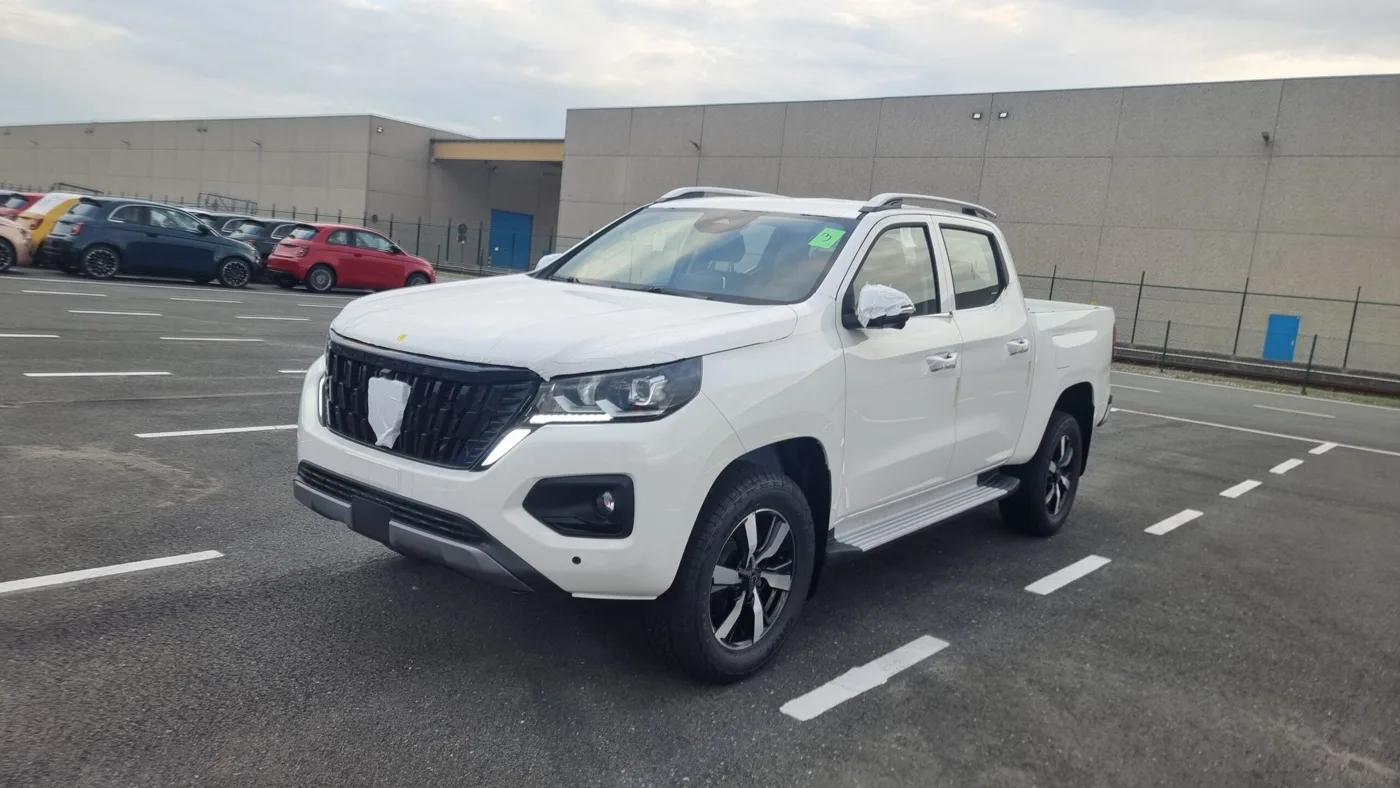 Peugeot Landtrek Double Cab Pro 4x4
